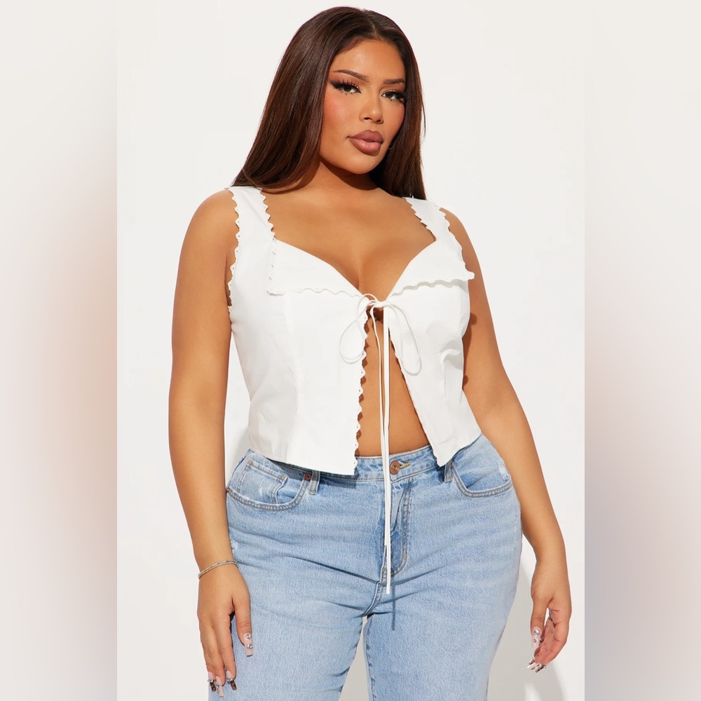 ❥𝖥𝖠𝖲𝖧𝖨𝖮𝖭𝗡𝗢𝗩𝗔: True Feelings Poplin Tie Front Top - White